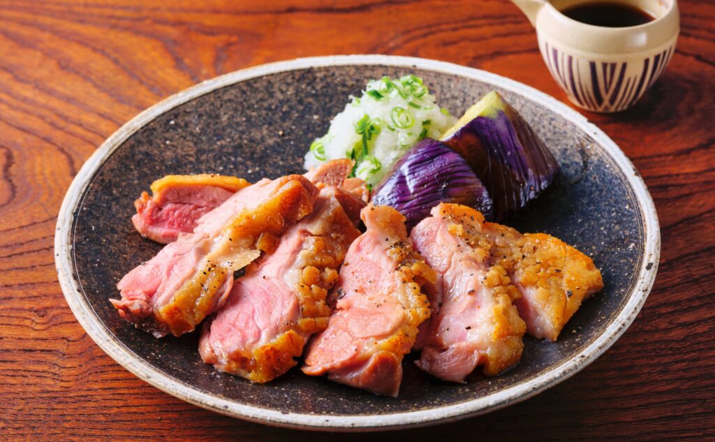 鴨もも肉のこんがり塩焼き・焼き茄子と薬味おろし添え